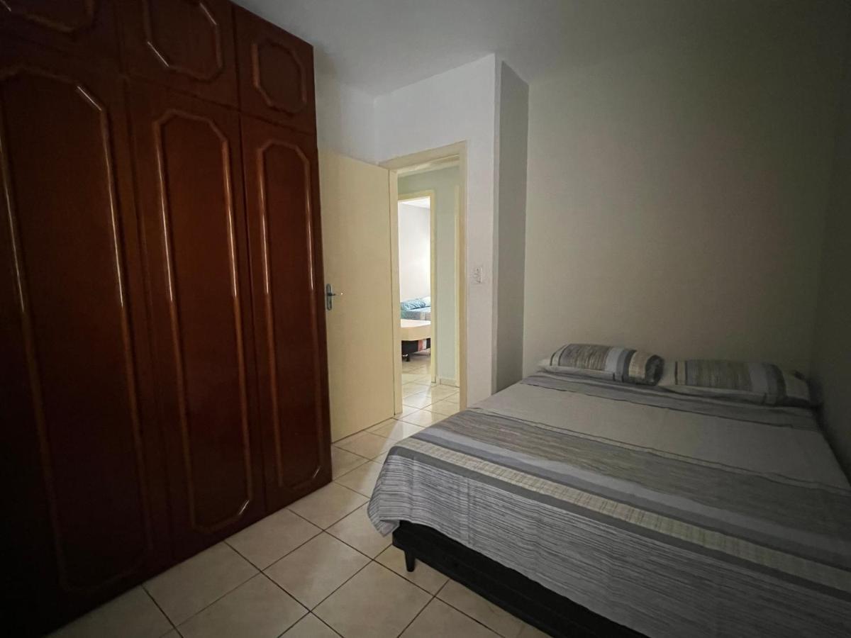 Apartamento 4 Quartos Av Beira Mar Nº 36 - Edif Canto Nobre - Guarapari Es מראה חיצוני תמונה