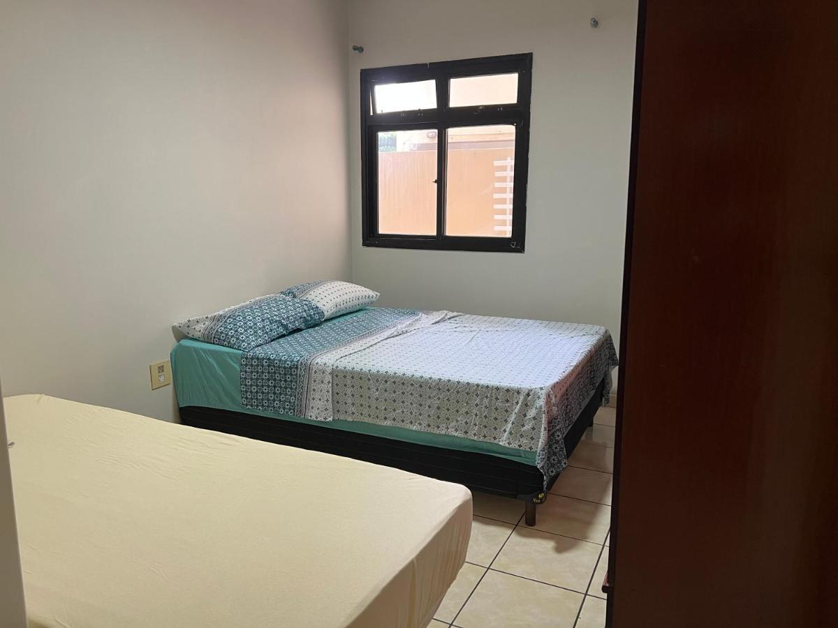 Apartamento 4 Quartos Av Beira Mar Nº 36 - Edif Canto Nobre - Guarapari Es מראה חיצוני תמונה