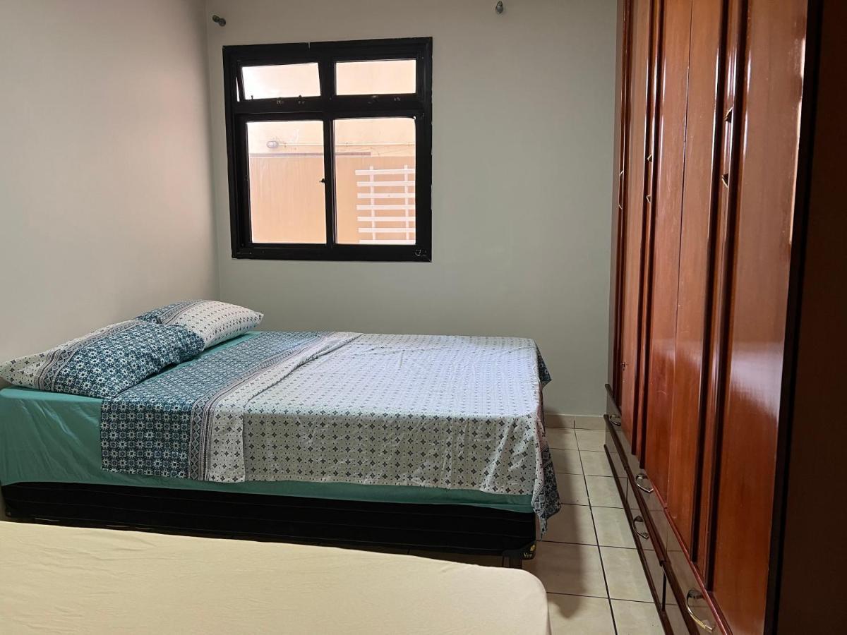 Apartamento 4 Quartos Av Beira Mar Nº 36 - Edif Canto Nobre - Guarapari Es מראה חיצוני תמונה