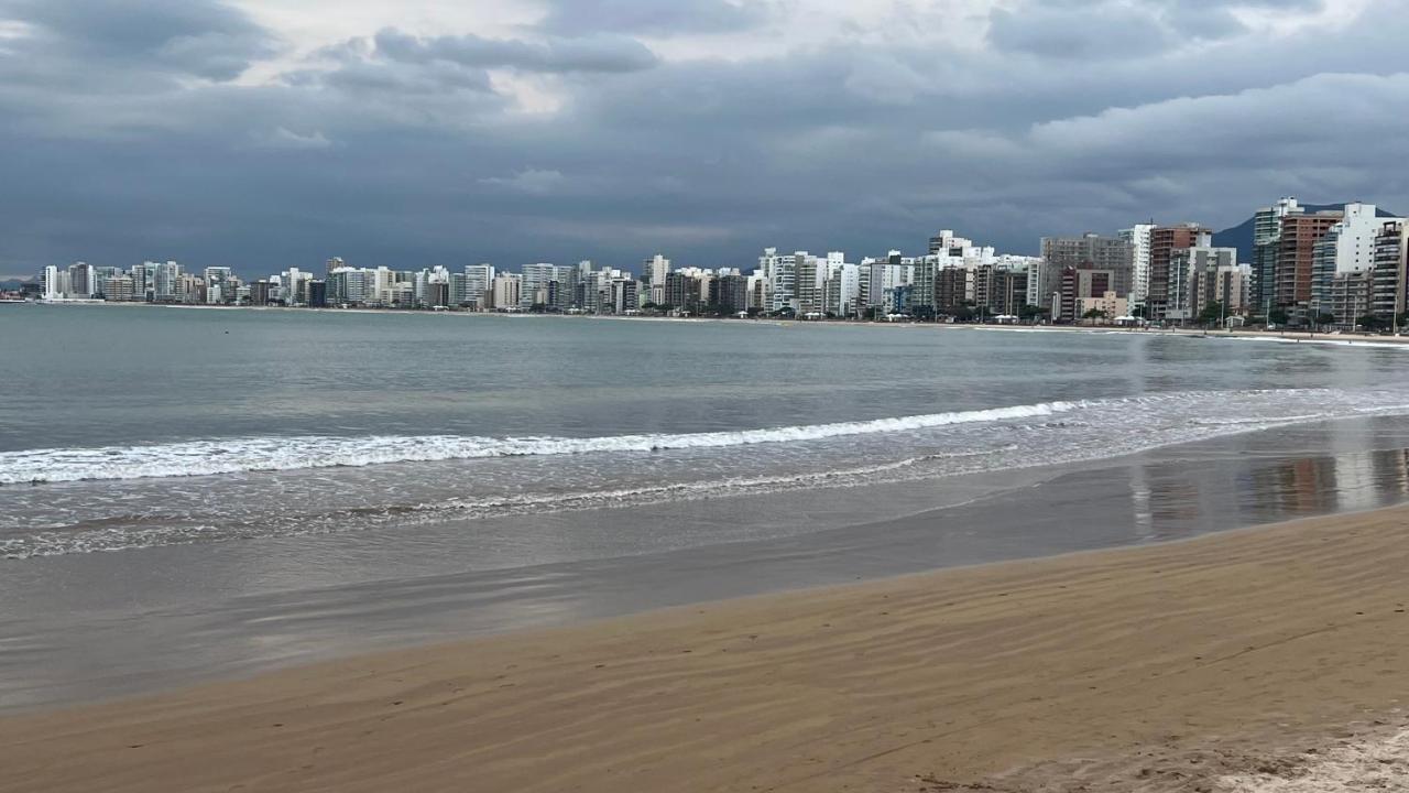 Apartamento 4 Quartos Av Beira Mar Nº 36 - Edif Canto Nobre - Guarapari Es מראה חיצוני תמונה